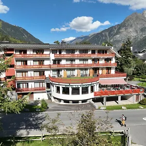 https://chalet-htel-la-sapinire.hotels-rhonealpes.com